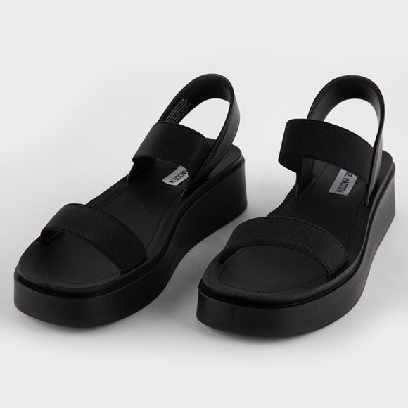 Steve Madden Flatform Sandals - Picture 1 of 5